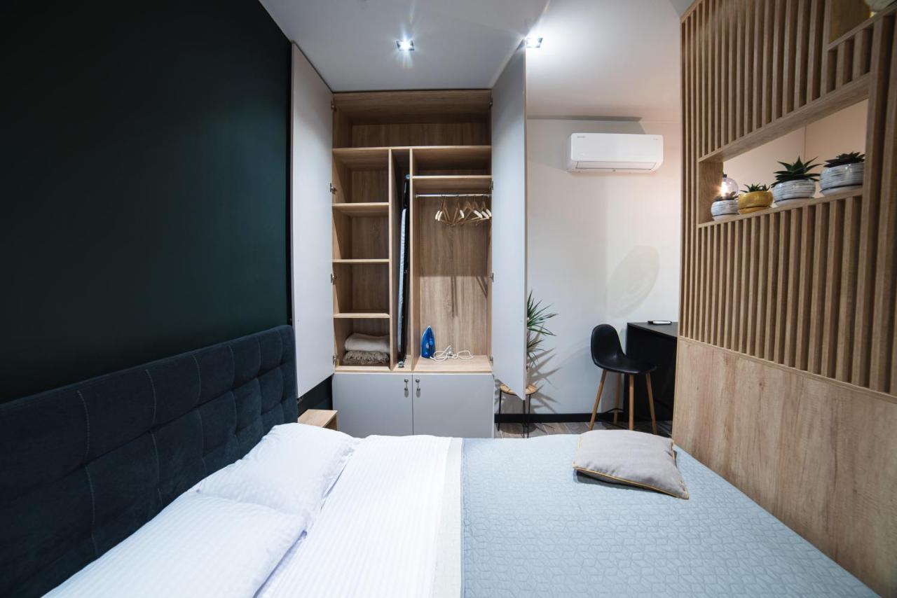 אוזהורוד Luxury Apartments Petofi מראה חיצוני תמונה