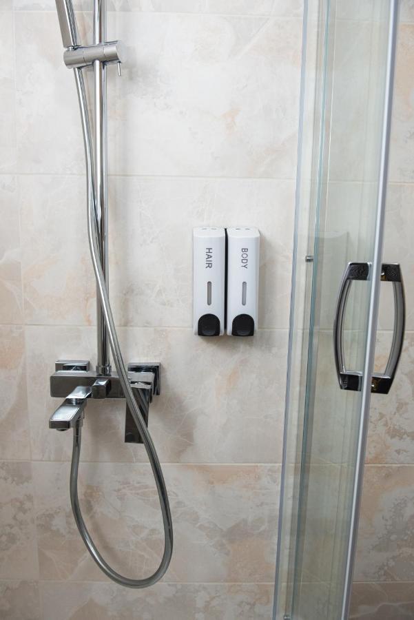 אוזהורוד Luxury Apartments Petofi מראה חיצוני תמונה